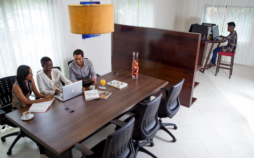 Courtyard By Marriott Paramaribo Exterior foto