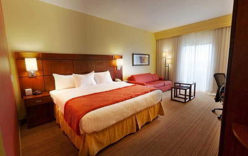 Courtyard By Marriott Paramaribo Quarto foto